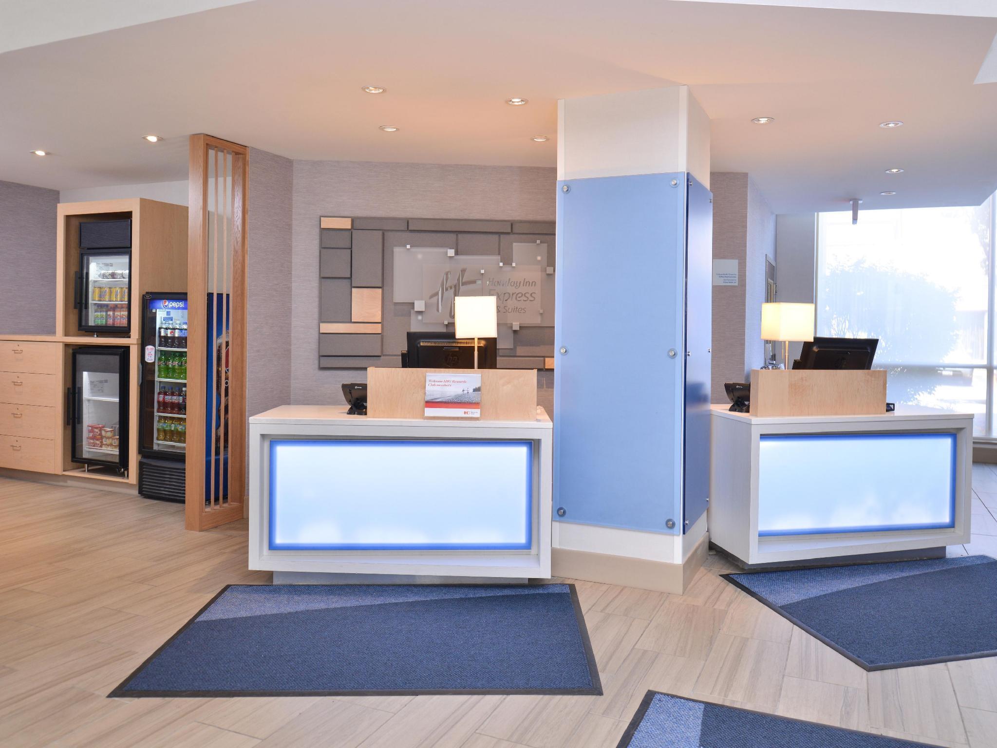 Holiday Inn Express & Suites Buffalo Downtown By Ihg Экстерьер фото